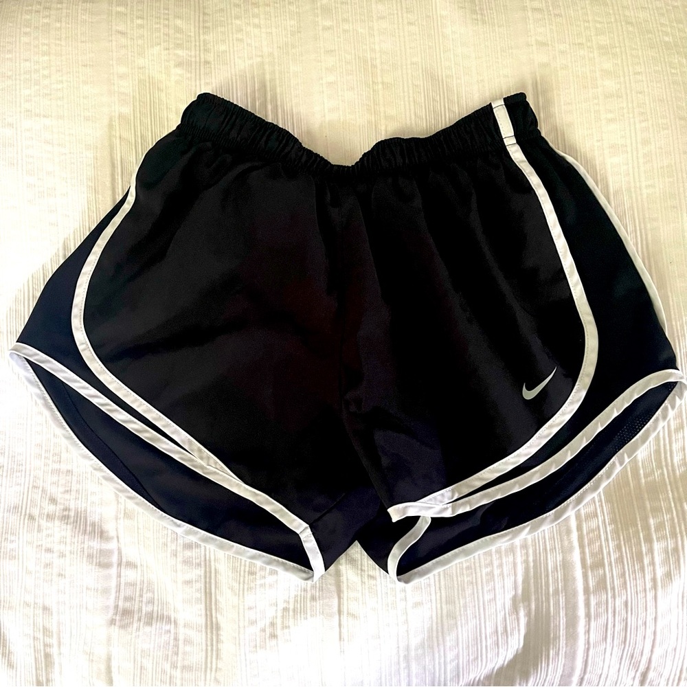 Nike Dry Fit Size Medium Black Athletic Shorts
